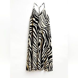 COPY - Zebra Print Wide Cut Fliwy Swing Dress perfect condition bump friendly